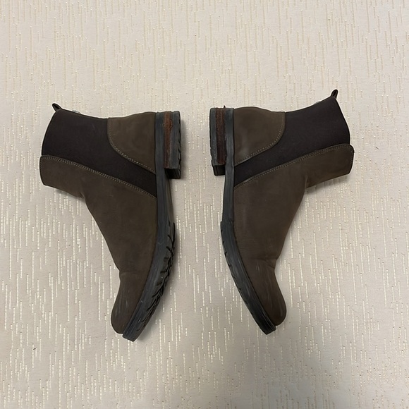 FREE SHIPPING Steve Madden brown Chelsea boots (us 41) - Picture 2 of 4